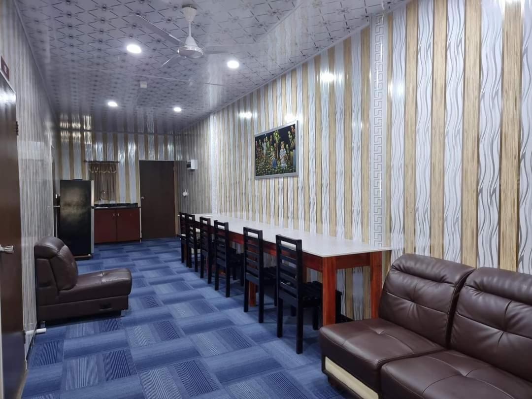 Al - Minhaj Service Apartments Nadi Bagian luar foto