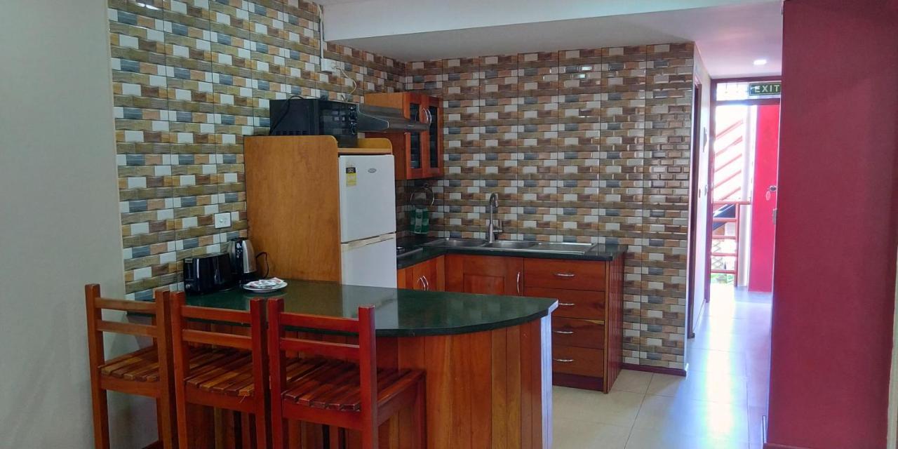 Al - Minhaj Service Apartments Nadi Bagian luar foto