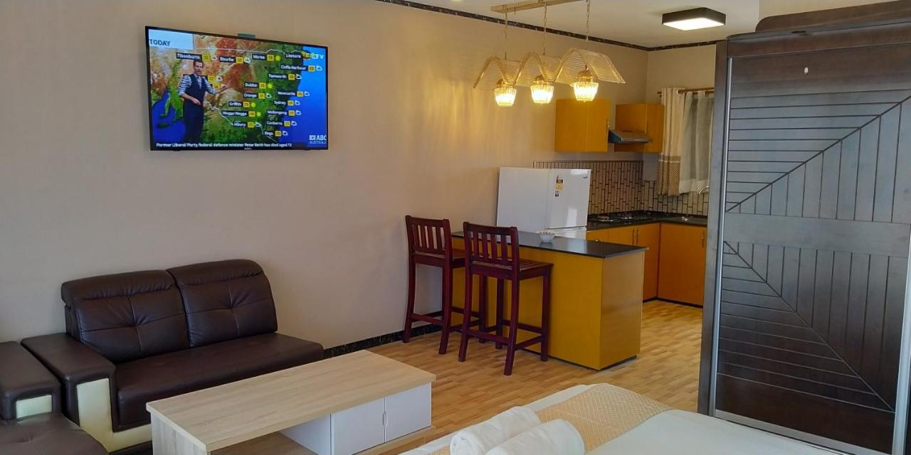 Al - Minhaj Service Apartments Nadi Bagian luar foto