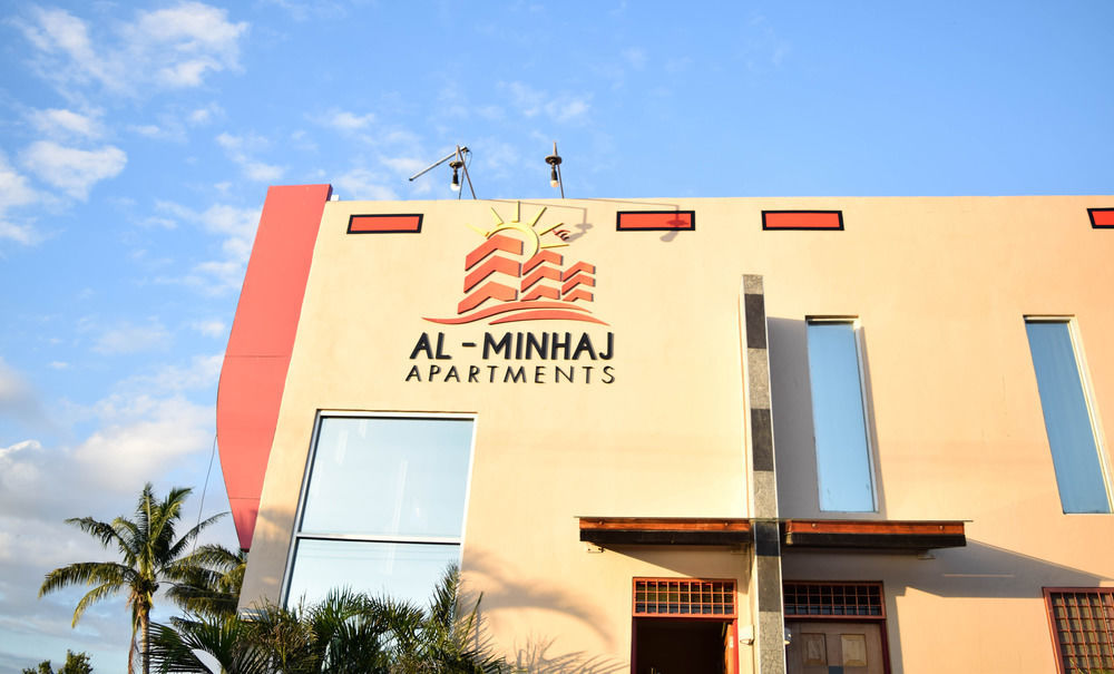 Al - Minhaj Service Apartments Nadi Bagian luar foto