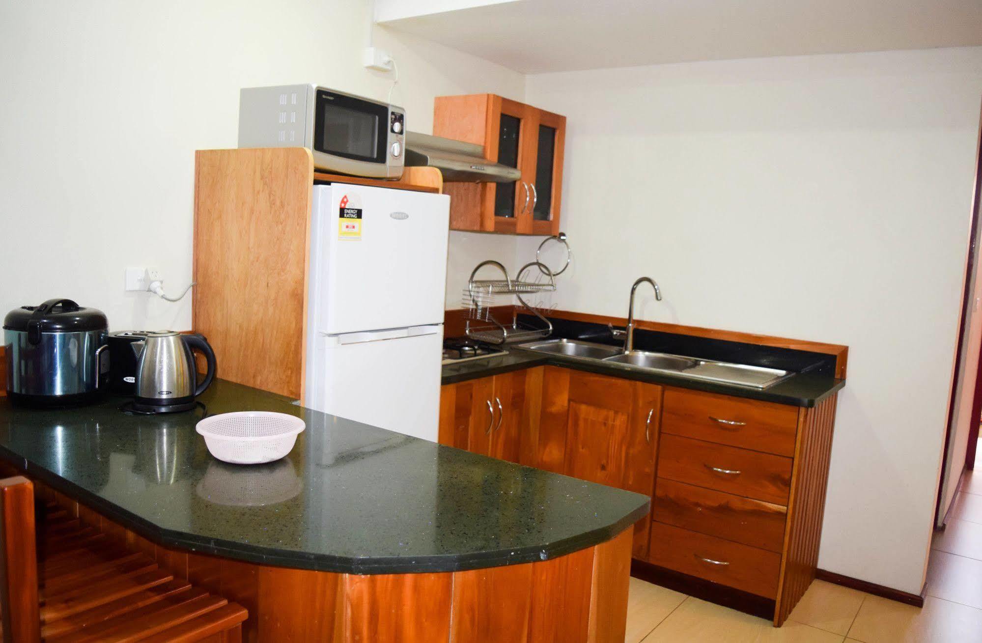 Al - Minhaj Service Apartments Nadi Bagian luar foto
