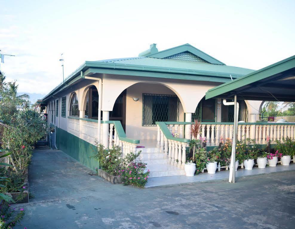 Al - Minhaj Service Apartments Nadi Bagian luar foto