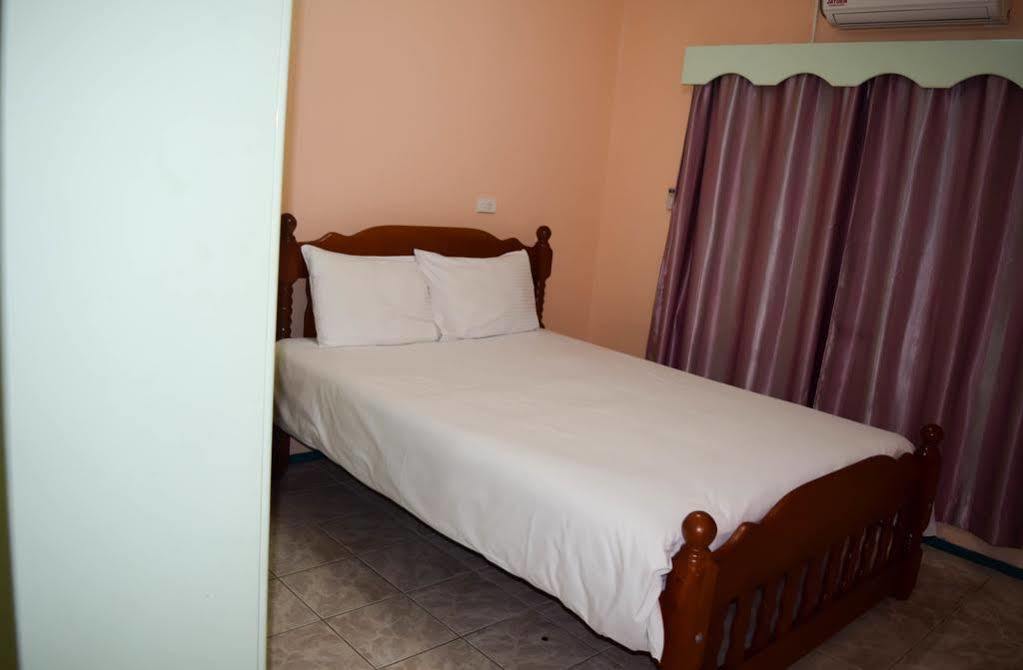 Al - Minhaj Service Apartments Nadi Bagian luar foto